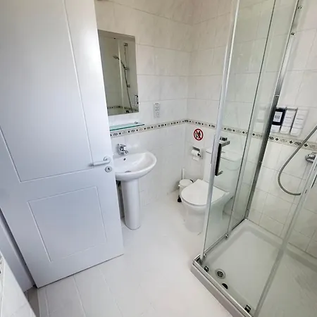 Two Bedroom Marsefino Amazing Townhouse-apartment Apartment