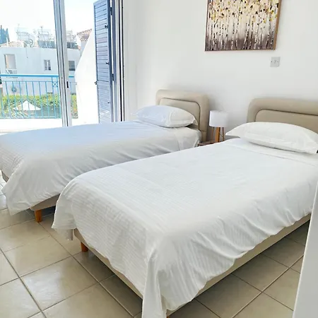 דירה Two Bedroom Marsefino Amazing Townhouse-apartment פאפוס